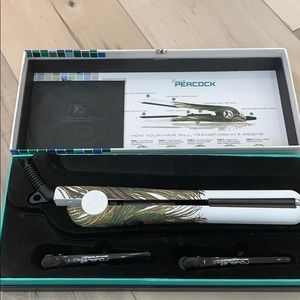 Royale Peacock professional hair straightener